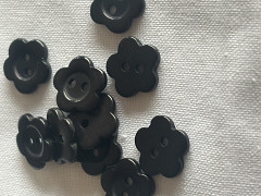 Černé knoflíky kytičky, á 1ks nebo balení 10ks  